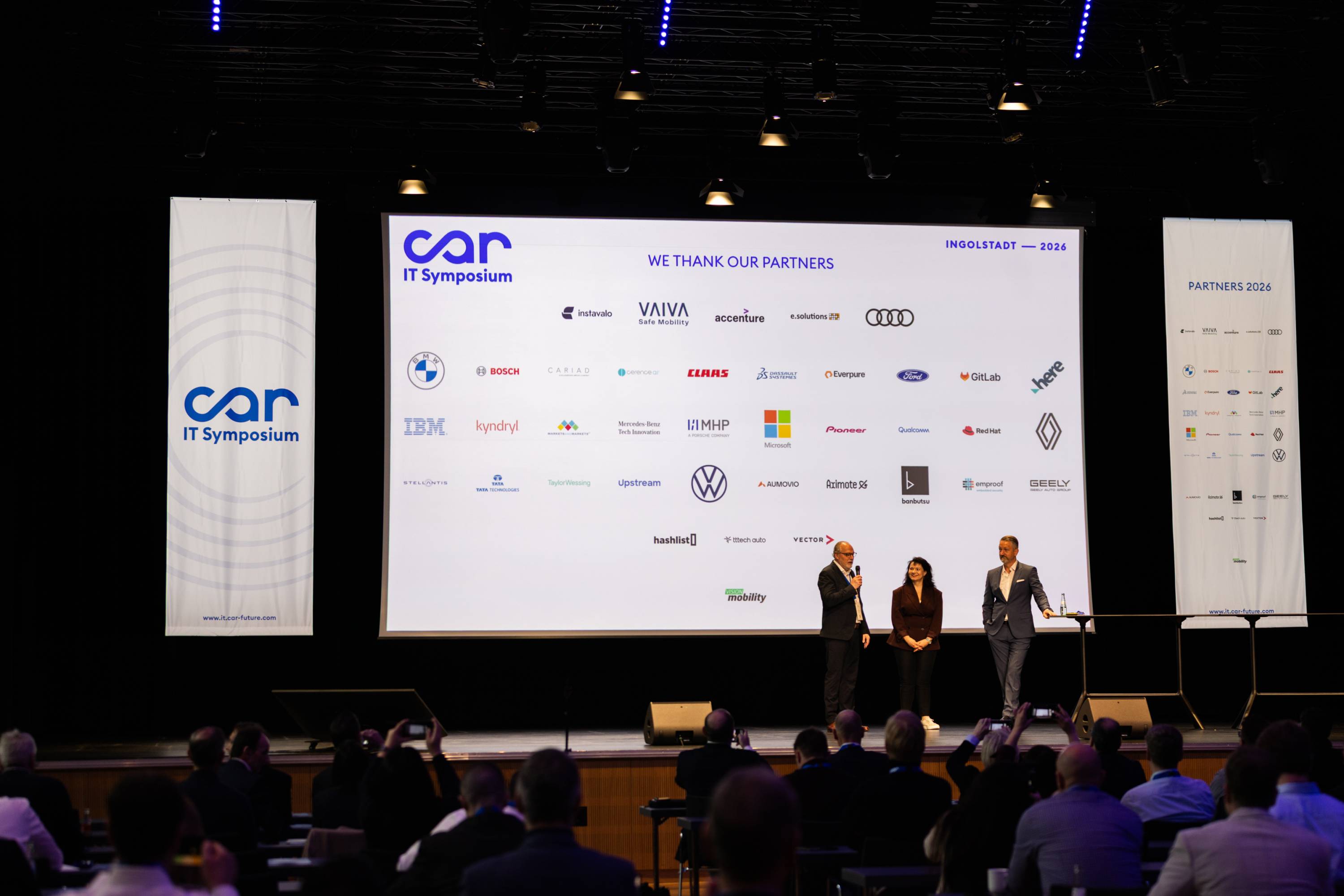 CAR IT-Symposium stage