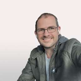 Damian Barnett